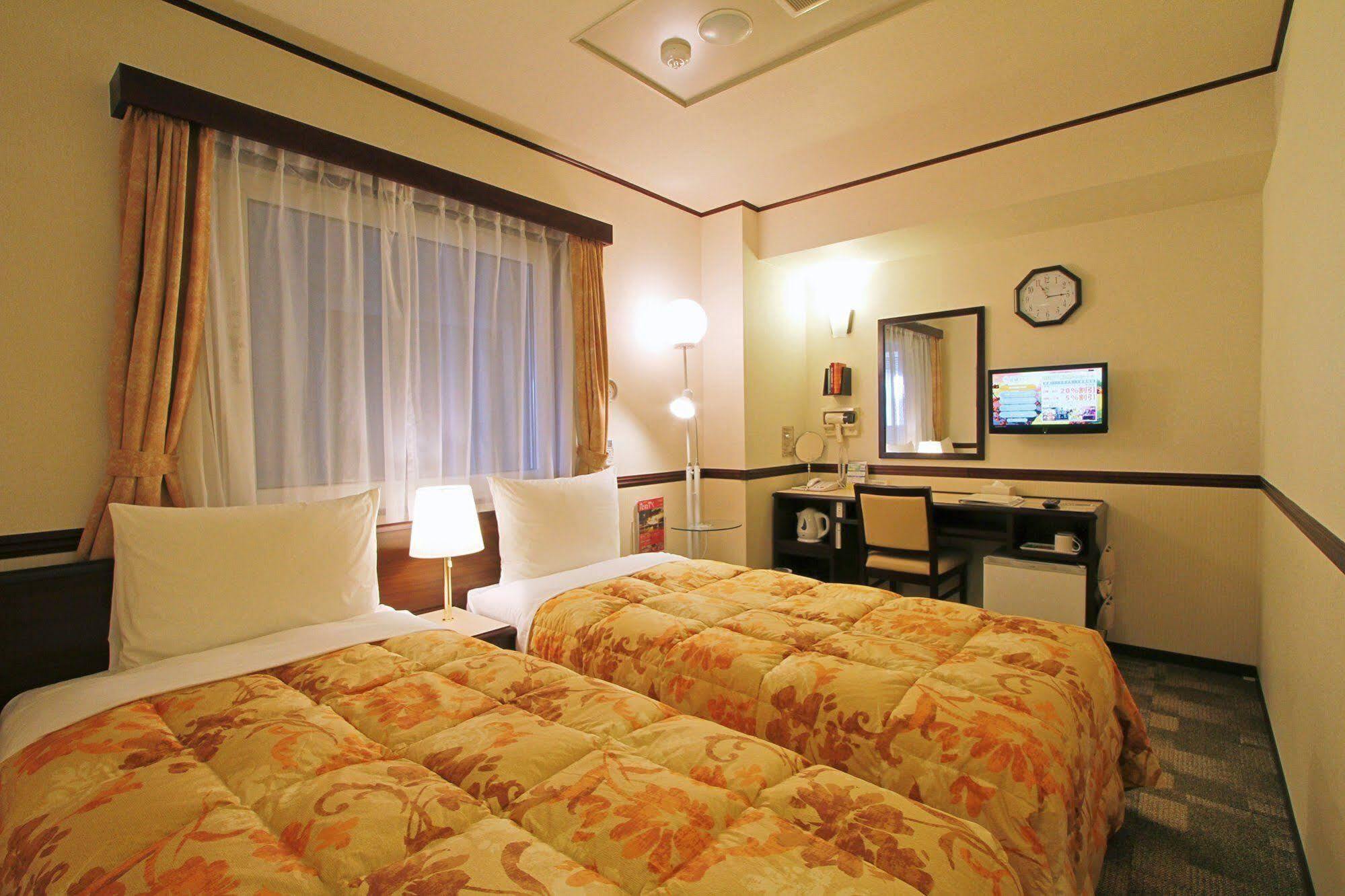 Toyoko Inn Tokyo Seibu Ikebukuro Sen Higashi Kurume Eki Nishi Guchi Exterior photo